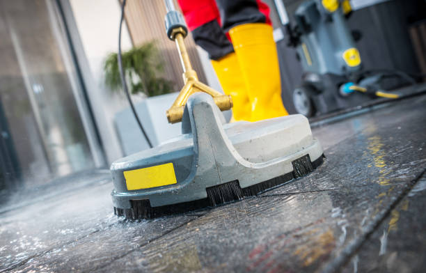Best Deck Pressure Washing  in Montrose, CO